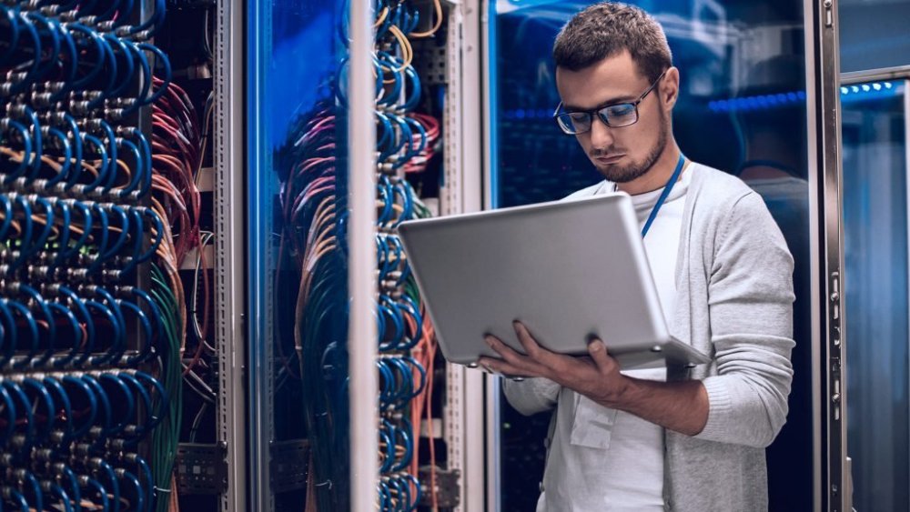 Curso de Informática e Análise de Redes