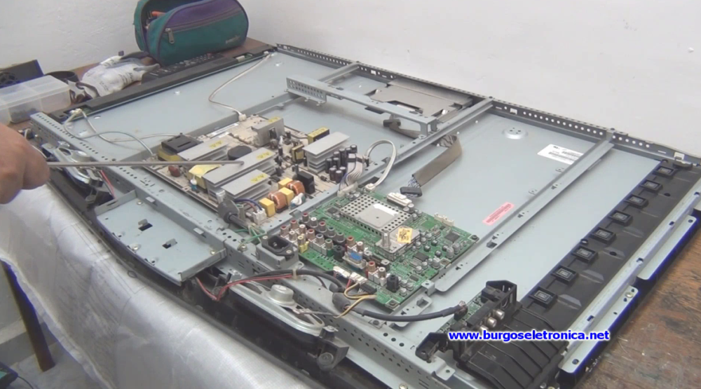 Curso de Reparo de TV LCD LED e Plasma - Luis Carlos